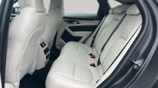 Jaguar F-Pace 2.0 P400e R-Dynamic SE 5dr Auto AWD Estate